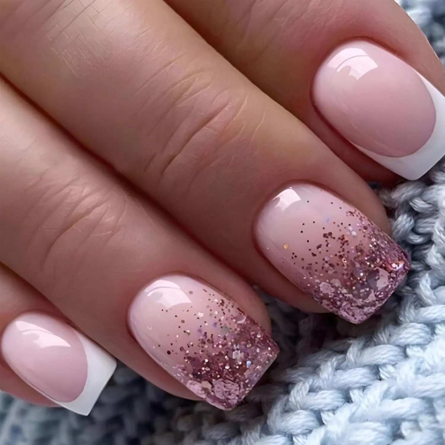 24PCS White Heart French Tip Press On Nails