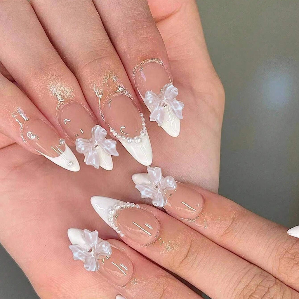 24PCS White Heart French Tip Press On Nails