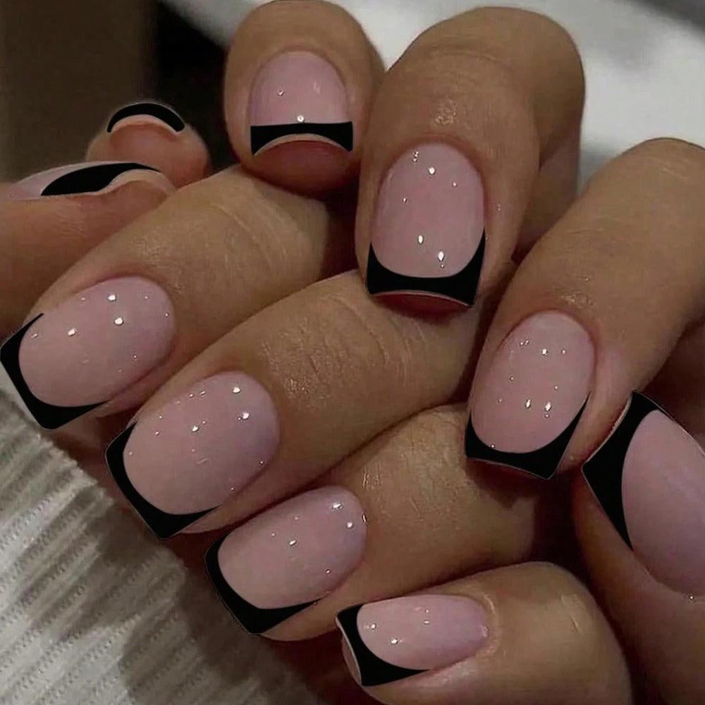 24PCS White Heart French Tip Press On Nails