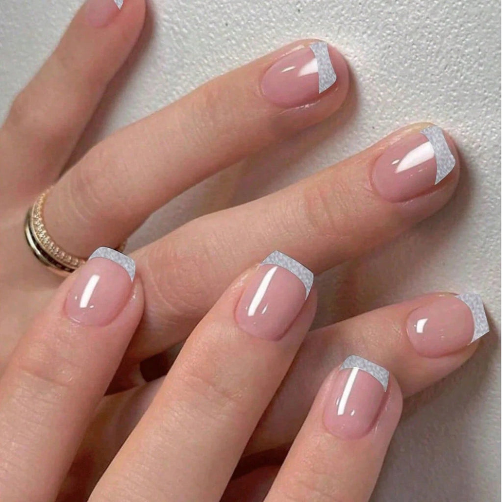 24PCS White Heart French Tip Press On Nails