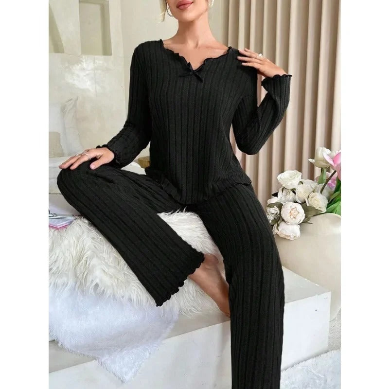 Women Ribbed Winter Pajama Set – Long Sleeve & Pants 2-Piece Loungewear
