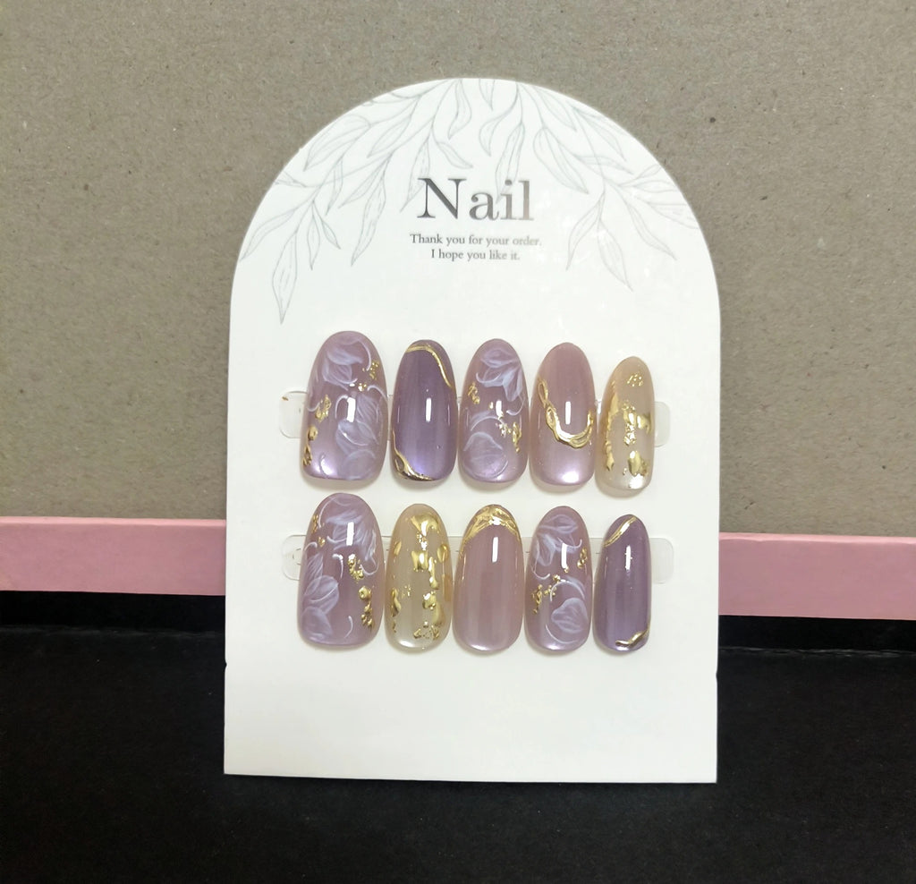 Handmade Purple Flower Cat Eye Press-On Nails (10pcs, Mid-Length Almon)d