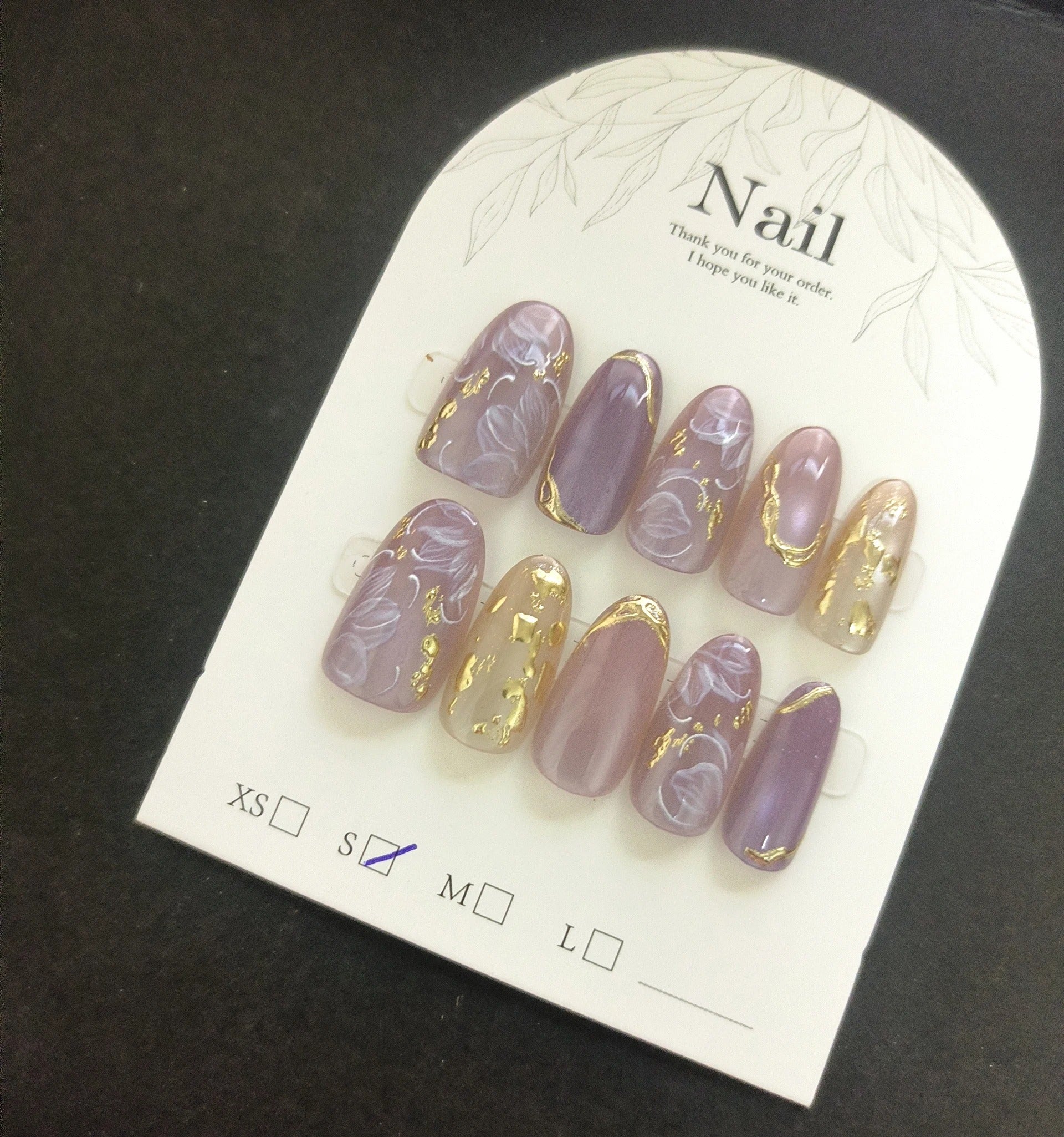 Handmade Purple Flower Cat Eye Press-On Nails (10pcs, Mid-Length Almon)d